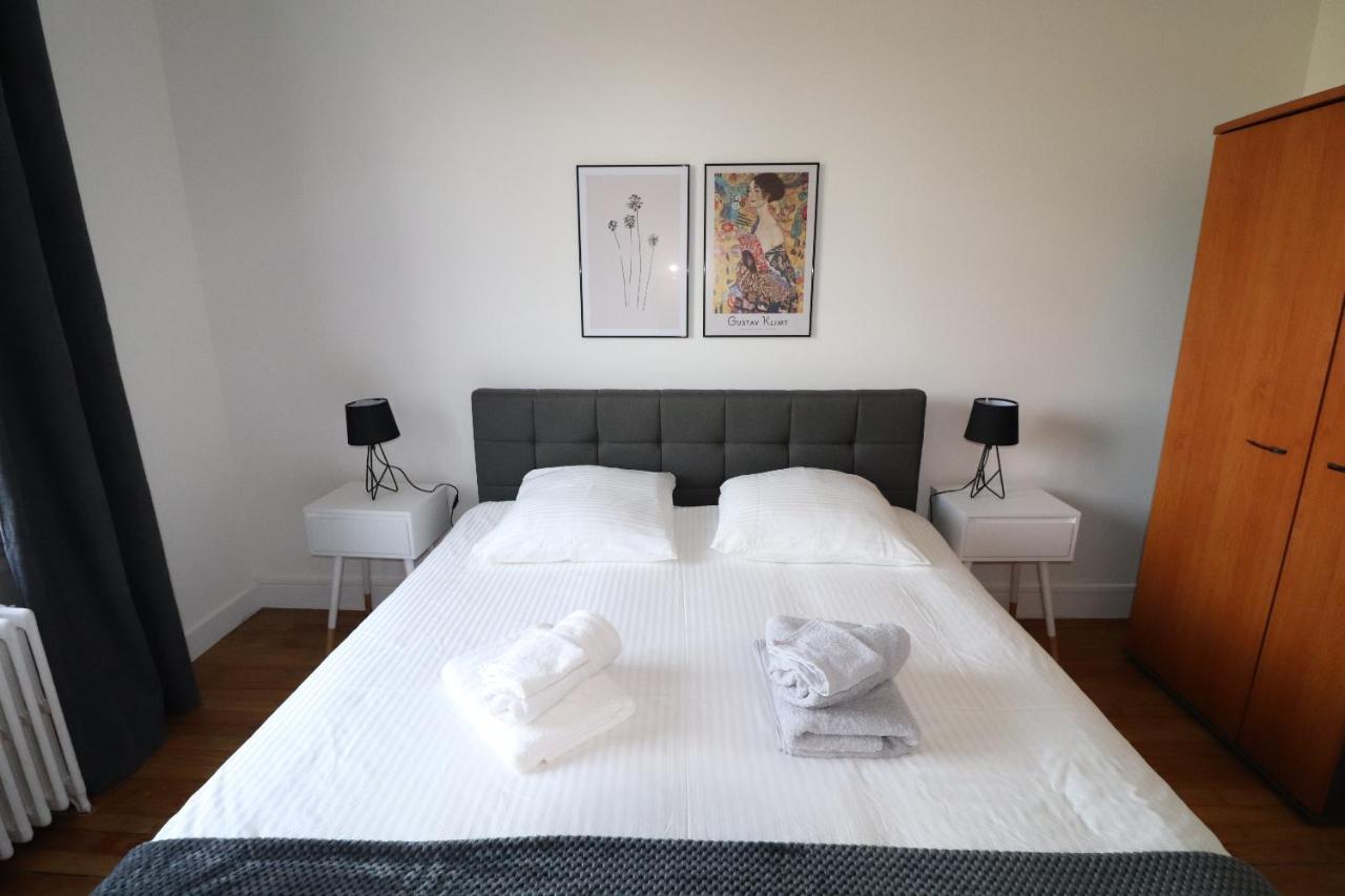 Superbe Appartement De 45M² A อ็องโตนี ภายนอก รูปภาพ